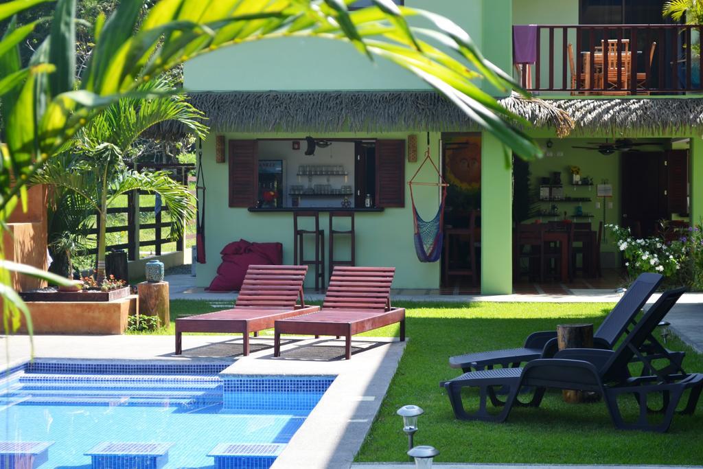 Mavi Surf Hotel Dominical Esterno foto