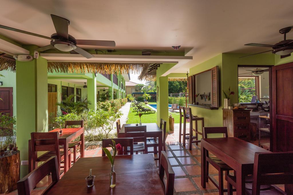 Mavi Surf Hotel Dominical Esterno foto