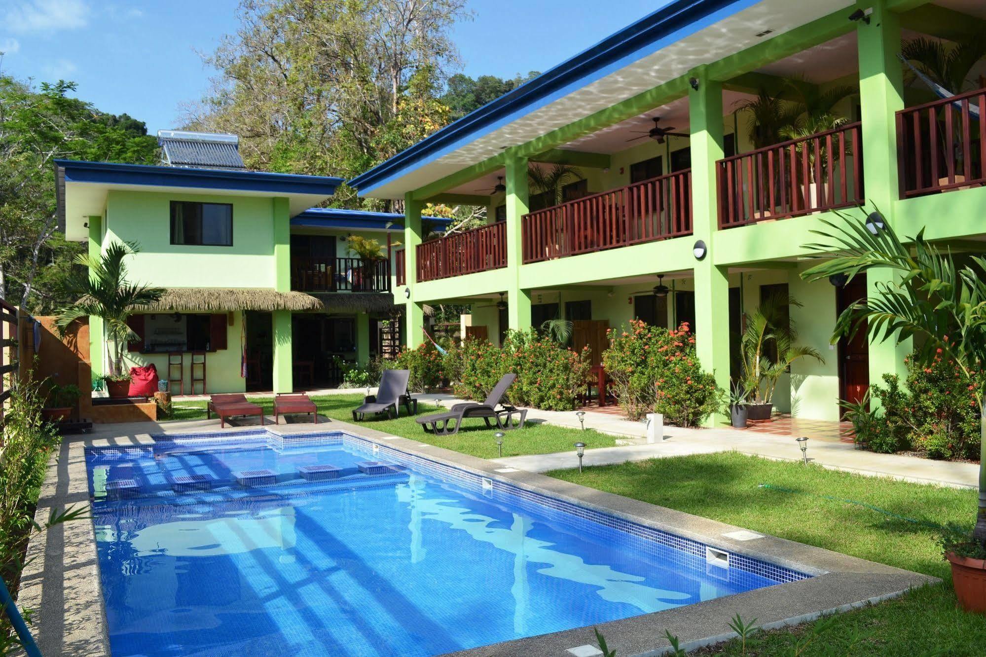 Mavi Surf Hotel Dominical Esterno foto